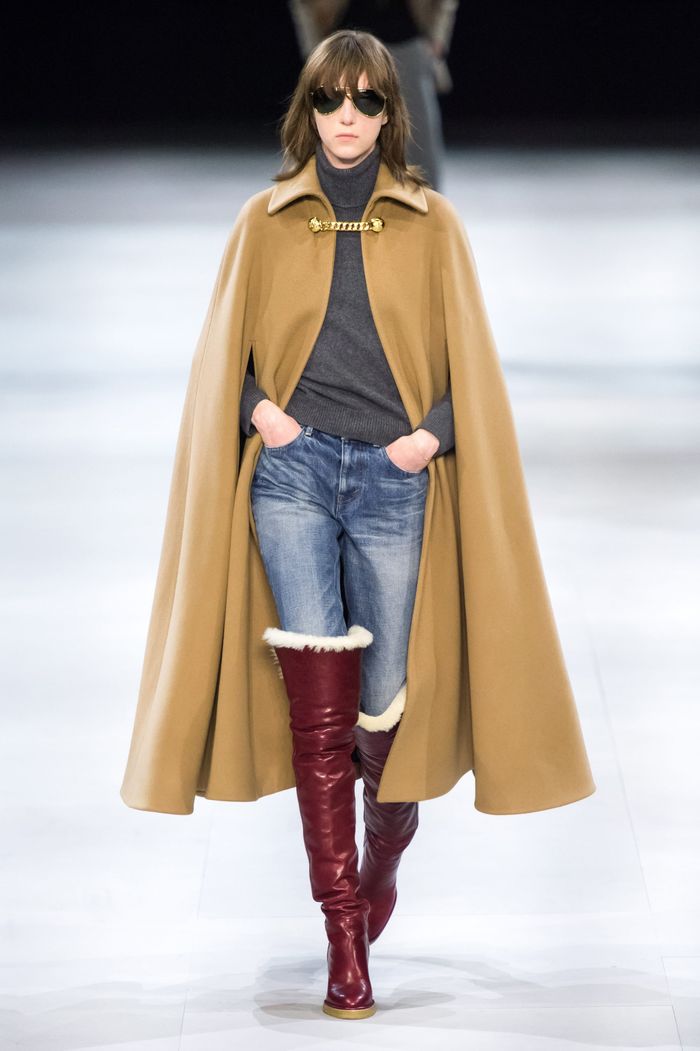 Модное пальто кейп осень-зима 2019-2020 из коллекции Celine