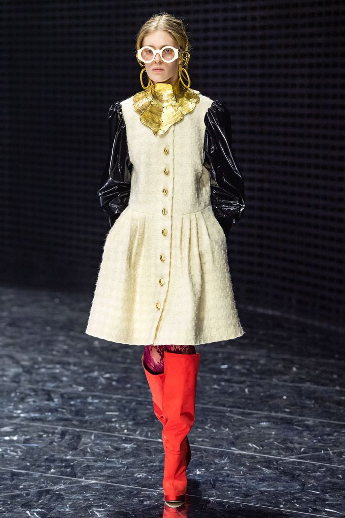 Модные красные сапоги осень-зима из коллекции Gucci